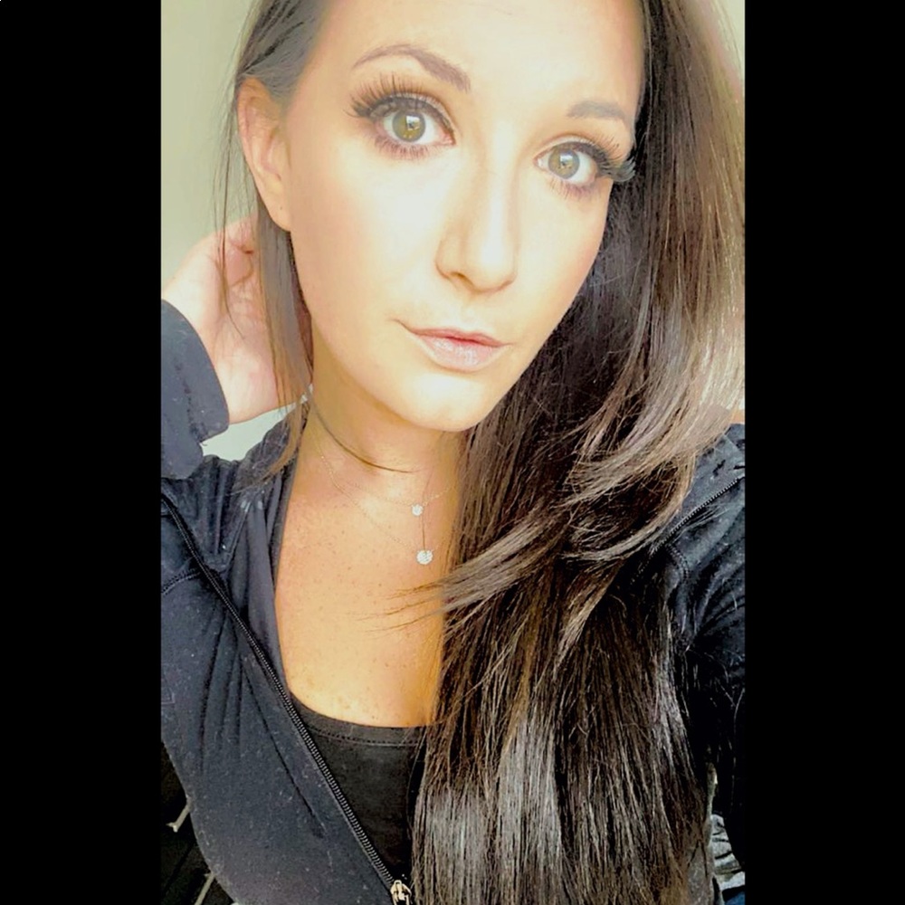 Meet your Posher, Danielle